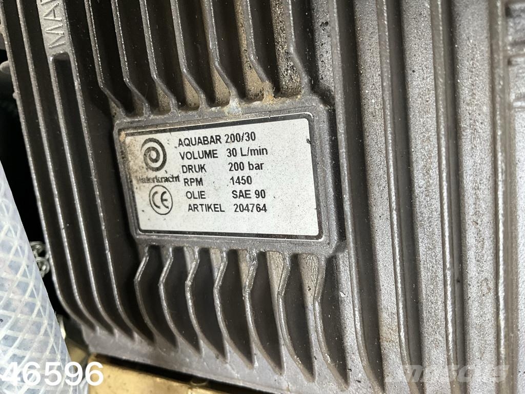 Ravo 540 Euro 6 with 3-rd brush Veegwagens
