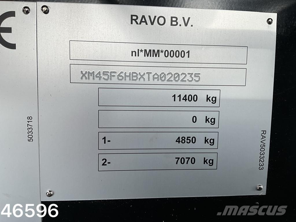 Ravo 540 Euro 6 with 3-rd brush Veegwagens