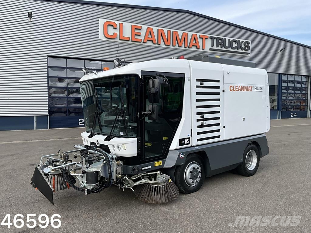 Ravo 540 Euro 6 with 3-rd brush Veegwagens