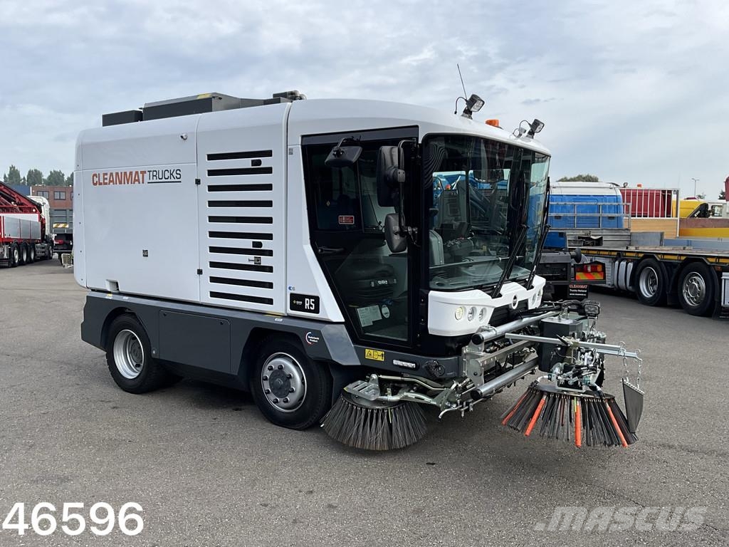 Ravo 540 Euro 6 with 3-rd brush Veegwagens