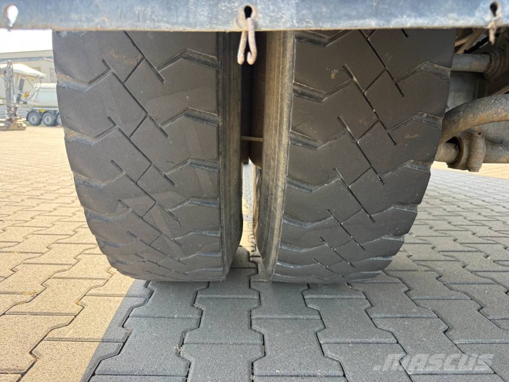 Mercedes-Benz 1841 AK 4x4 Savivarčių priekabų vilkikai