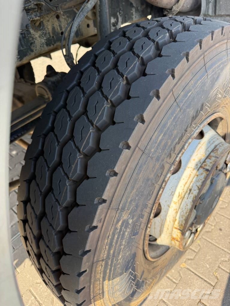 Mercedes-Benz 1841 AK 4x4 Savivarčių priekabų vilkikai