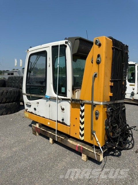 Liebherr A 316 USED CAB + LIFT Førerhus og Interiør