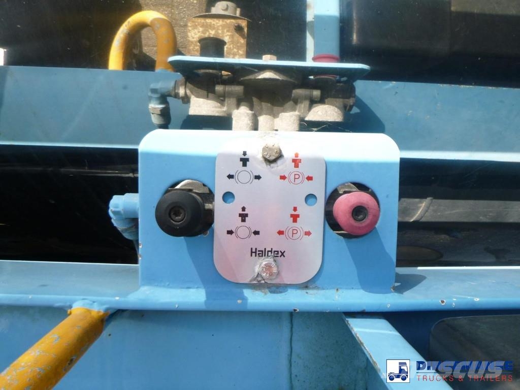 Magyar Chemical tank inox L4BH 33.3 m3 / 1 comp Autocisternas
