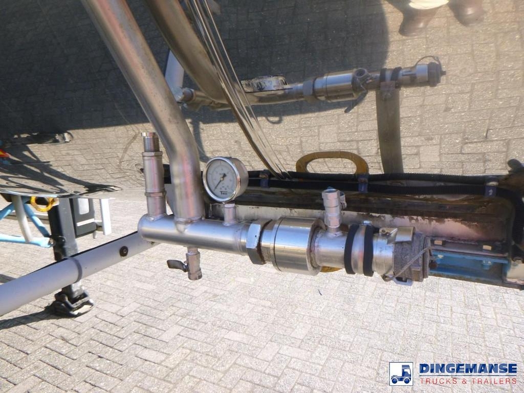 Magyar Chemical tank inox L4BH 33.3 m3 / 1 comp Autocisternas