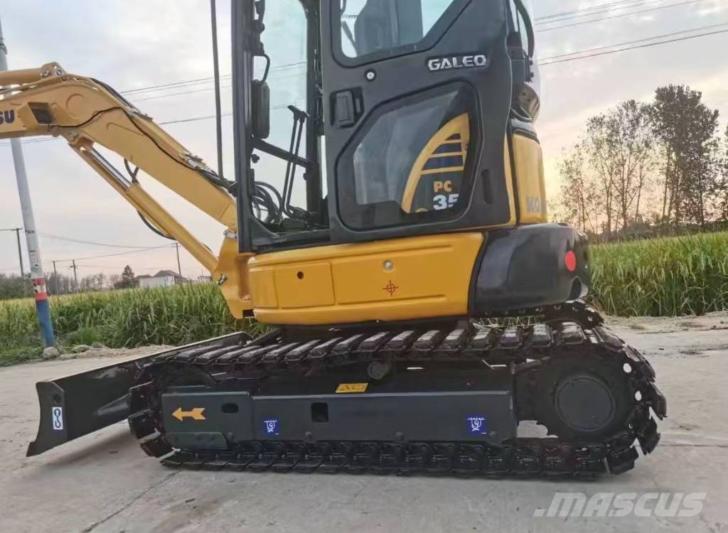 Komatsu PC 35 MR 소형 굴삭기 7톤 미만