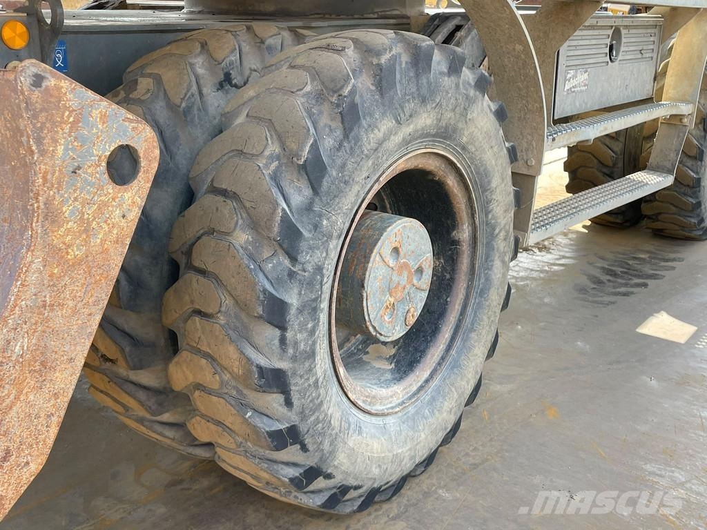 Liebherr A920 Litronic Bagri na kolesih