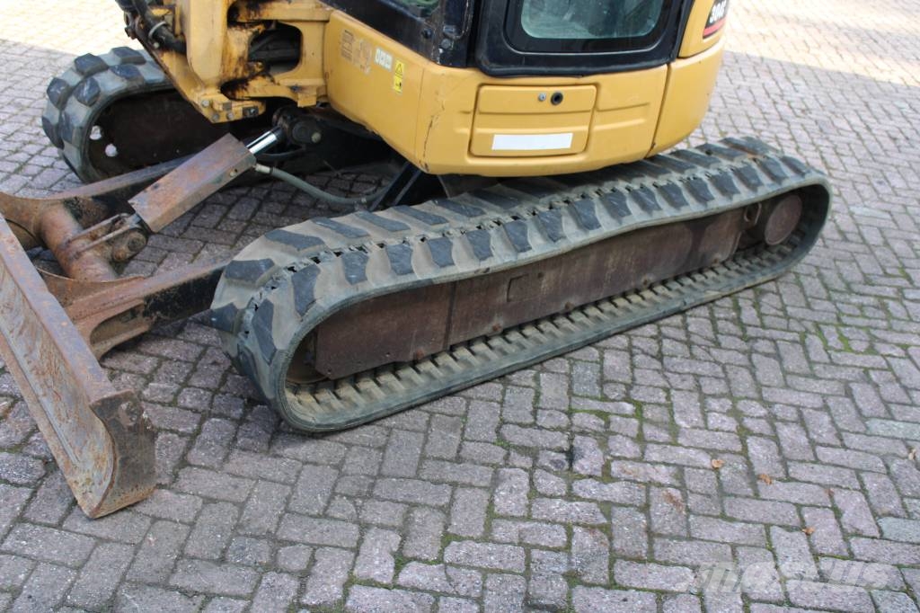 CAT 304 C Minigraafmachines < 7t