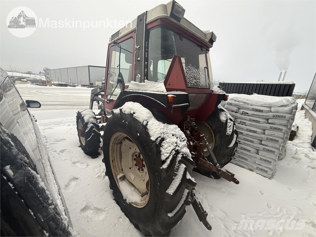 Case IH McCormick IH 1-685XL Трактори