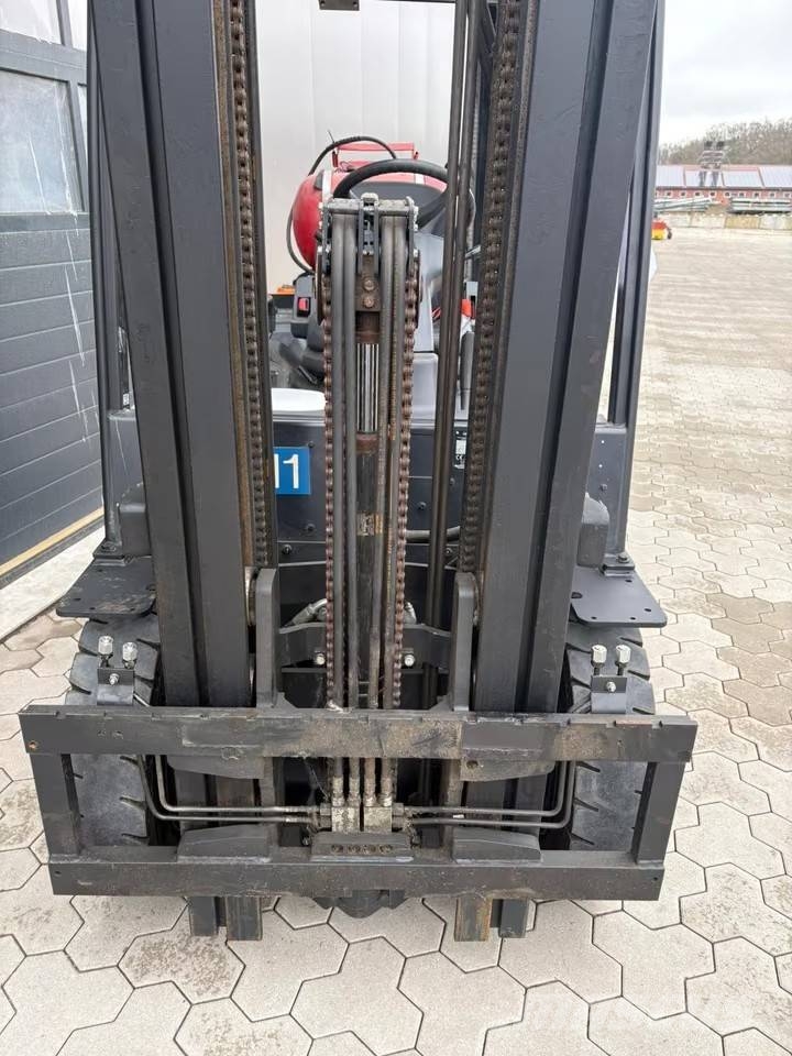 Doosan G25 P-7 Sonstige Baumaschinen