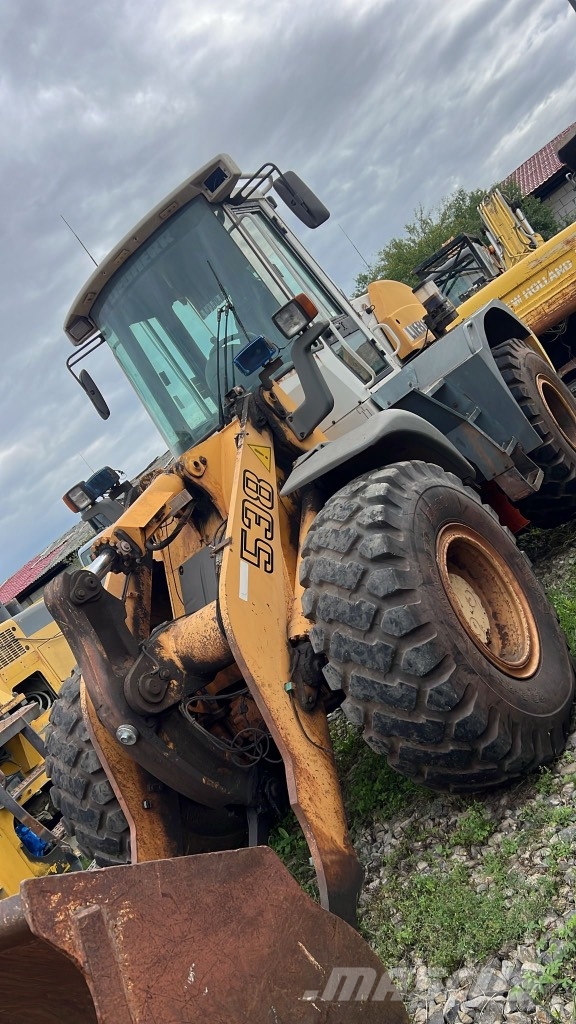Liebherr L 538 Šasija un piekare
