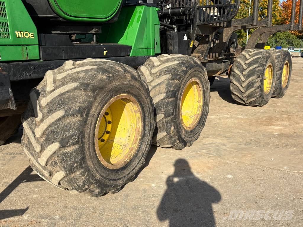 John Deere 1110E Porteur
