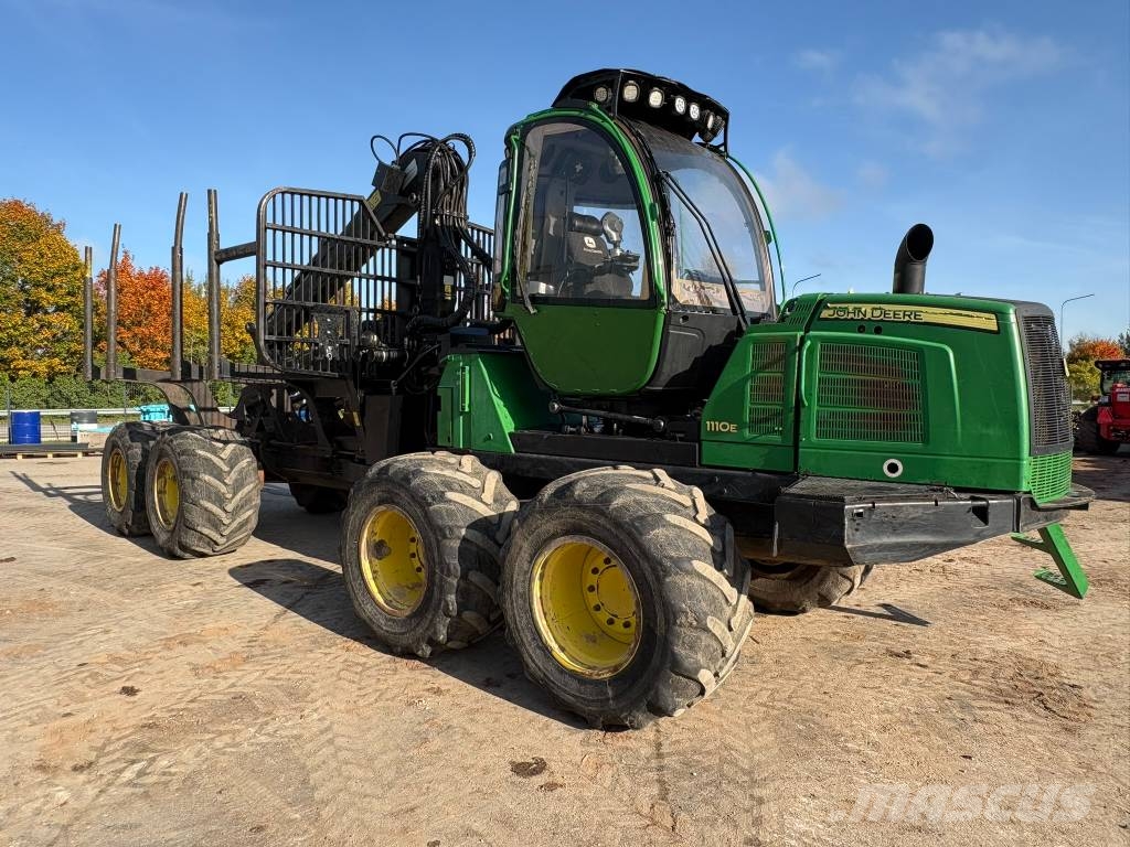 John Deere 1110E Porteur