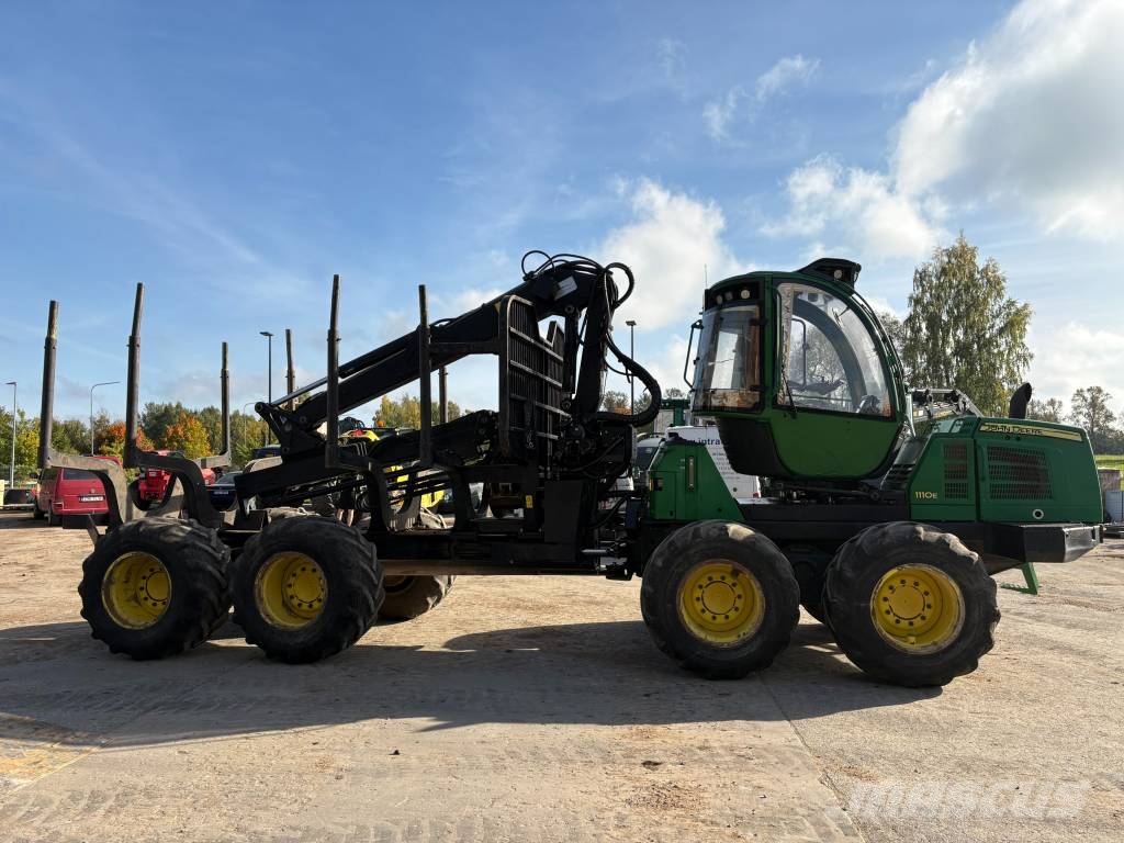 John Deere 1110E Porteur
