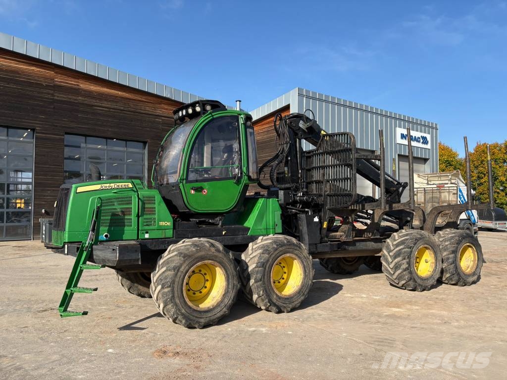 John Deere 1110E Porteur