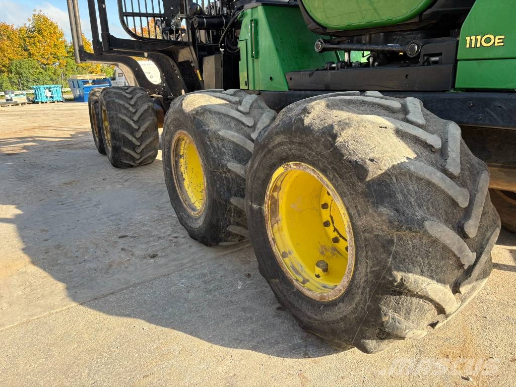 John Deere 1110E Porteur