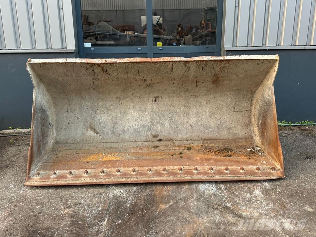Onbekend WG-2450 Buckets
