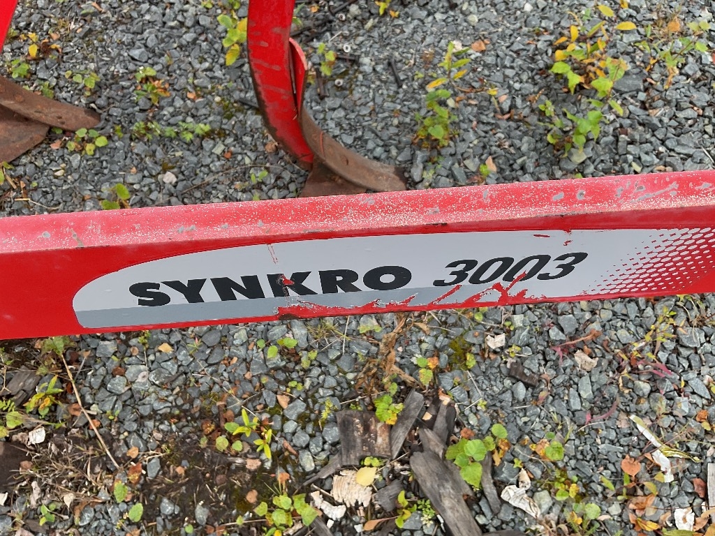 Pöttinger Synkro 3003 Cultivatoren