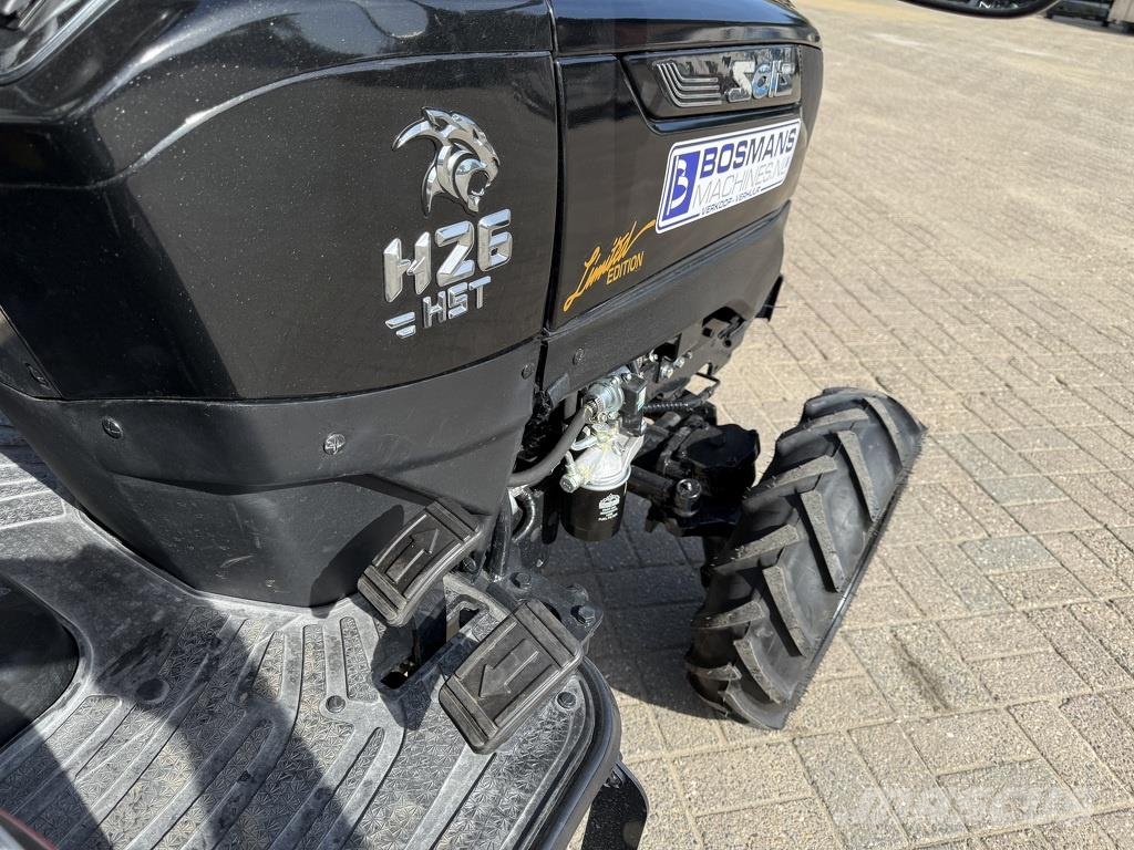Solis 26 HST minitractor NIEUW black edition / brede agr Traktory