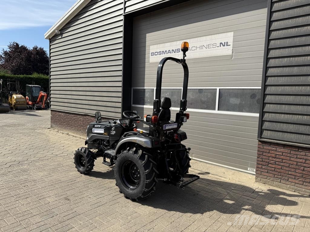 Solis 26 HST minitractor NIEUW black edition / brede agr Traktory