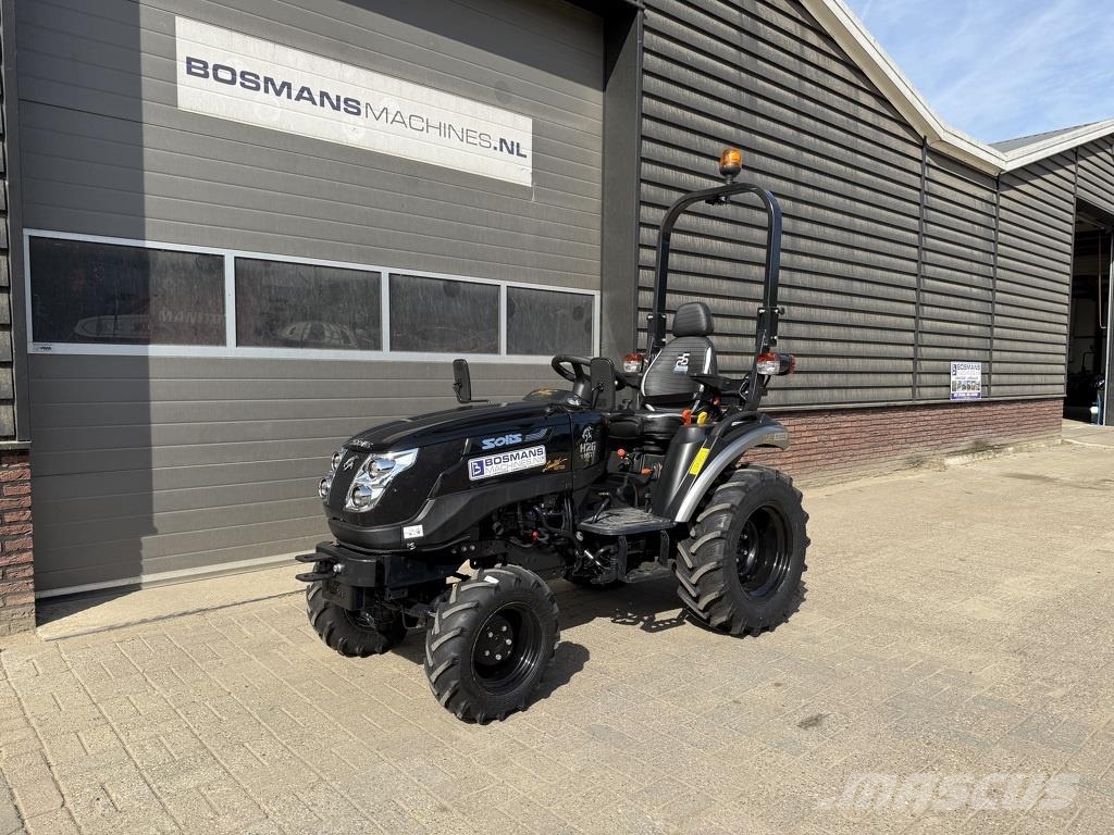 Solis 26 HST minitractor NIEUW black edition / brede agr Traktory