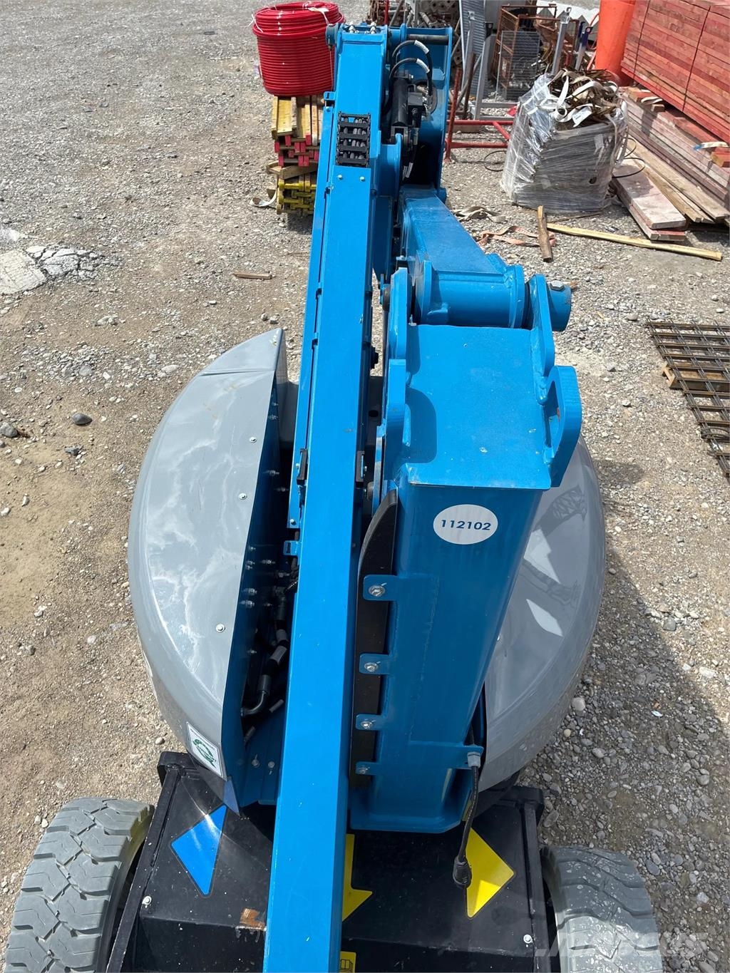 Genie Z33/18 Articulated boom lifts