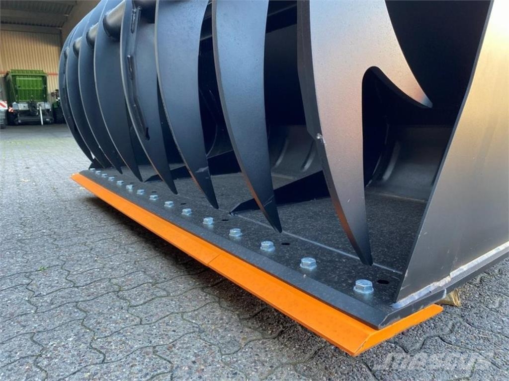Ålö POWERGRAB PG 240L+ GREIFSCHAUFEL Télescopique agricole