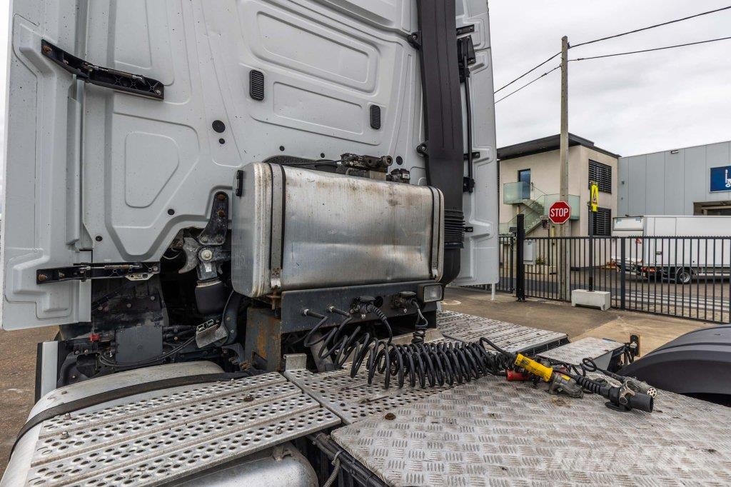 Mercedes-Benz ACTROS 2646 LS + HYDR. وحدات الجر