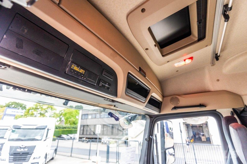 Mercedes-Benz ACTROS 2646 LS + HYDR. وحدات الجر