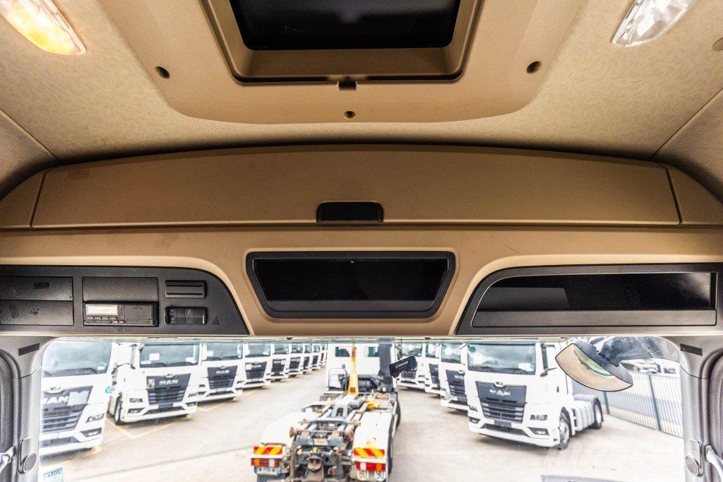 Mercedes-Benz ACTROS 2646 LS + HYDR. وحدات الجر