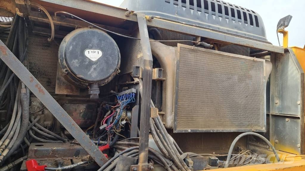 CASE CX 330 Demolition with 2 Arms Purkukoneet