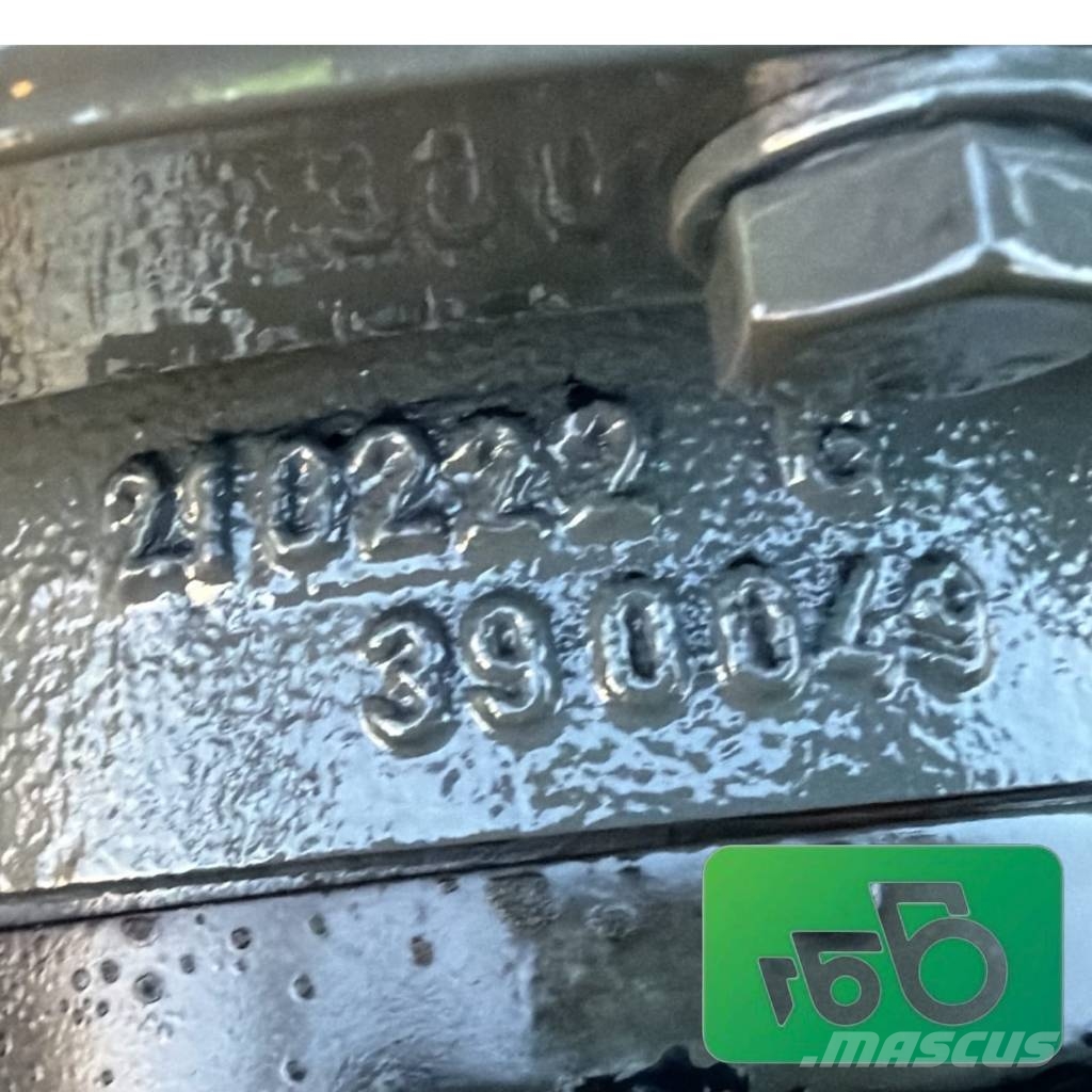 CLAAS XERION 4200 TRAC VC Drive axle 579073140 001499431 Chasís