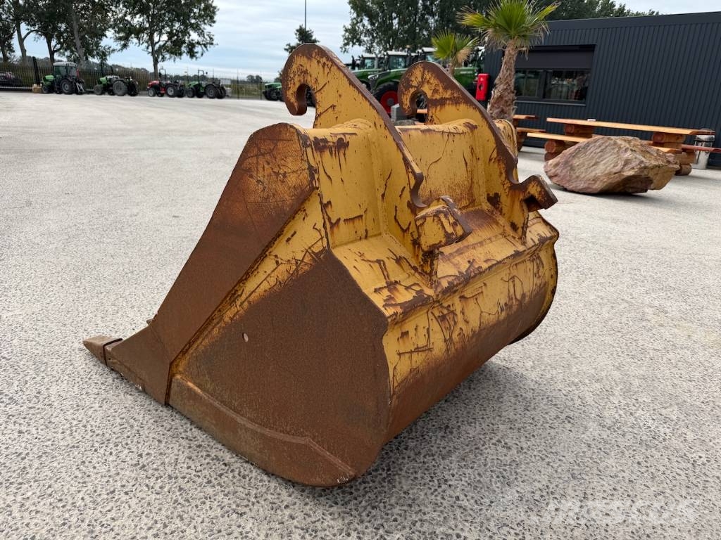 CAT dieplepel / Digging bucket 120cm CW30/40 Buckets