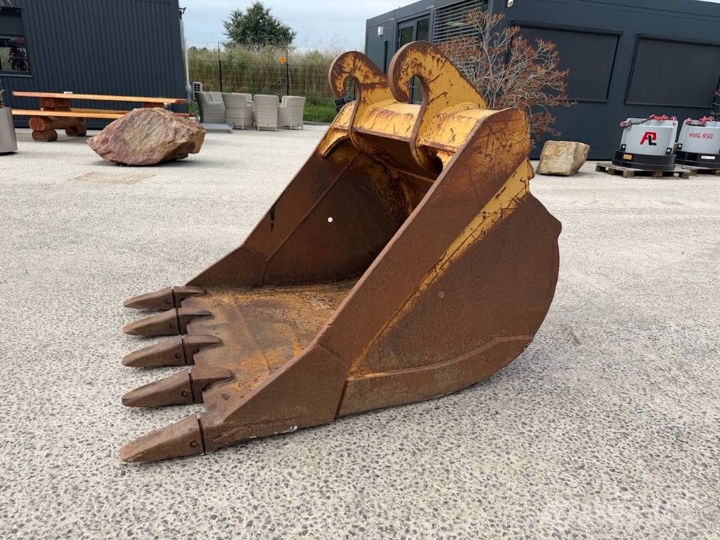 CAT dieplepel / Digging bucket 120cm CW30/40 Buckets