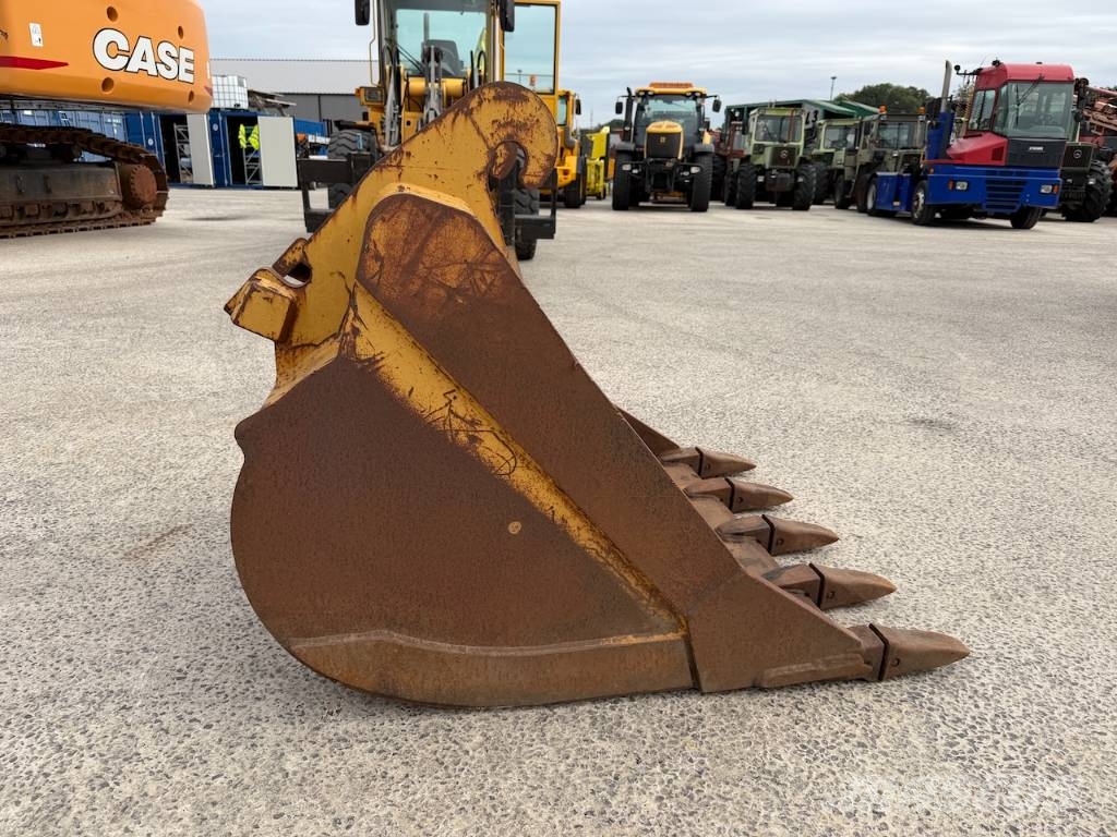 Caterpillar dieplepel / Digging bucket 120cm CW30/40 Kausi