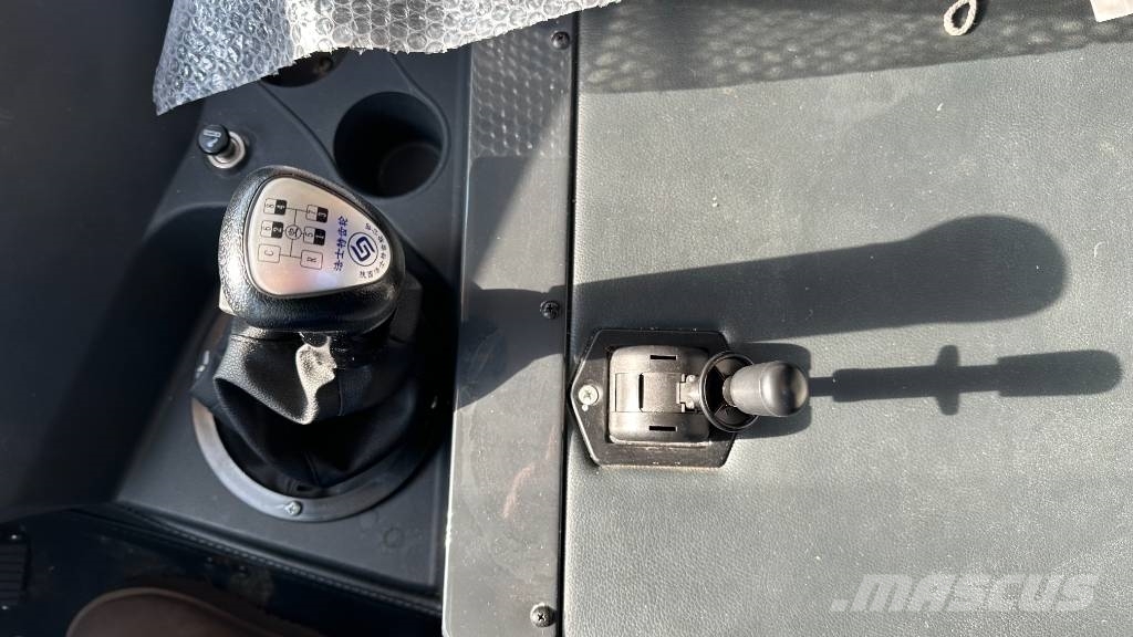LiuGong LTC250V5 全地面起重机︳移动式起重机