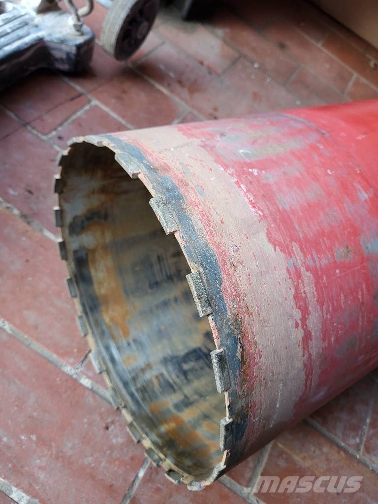 Eibenstock EBM 300/3P Hafif sondaj kuleleri
