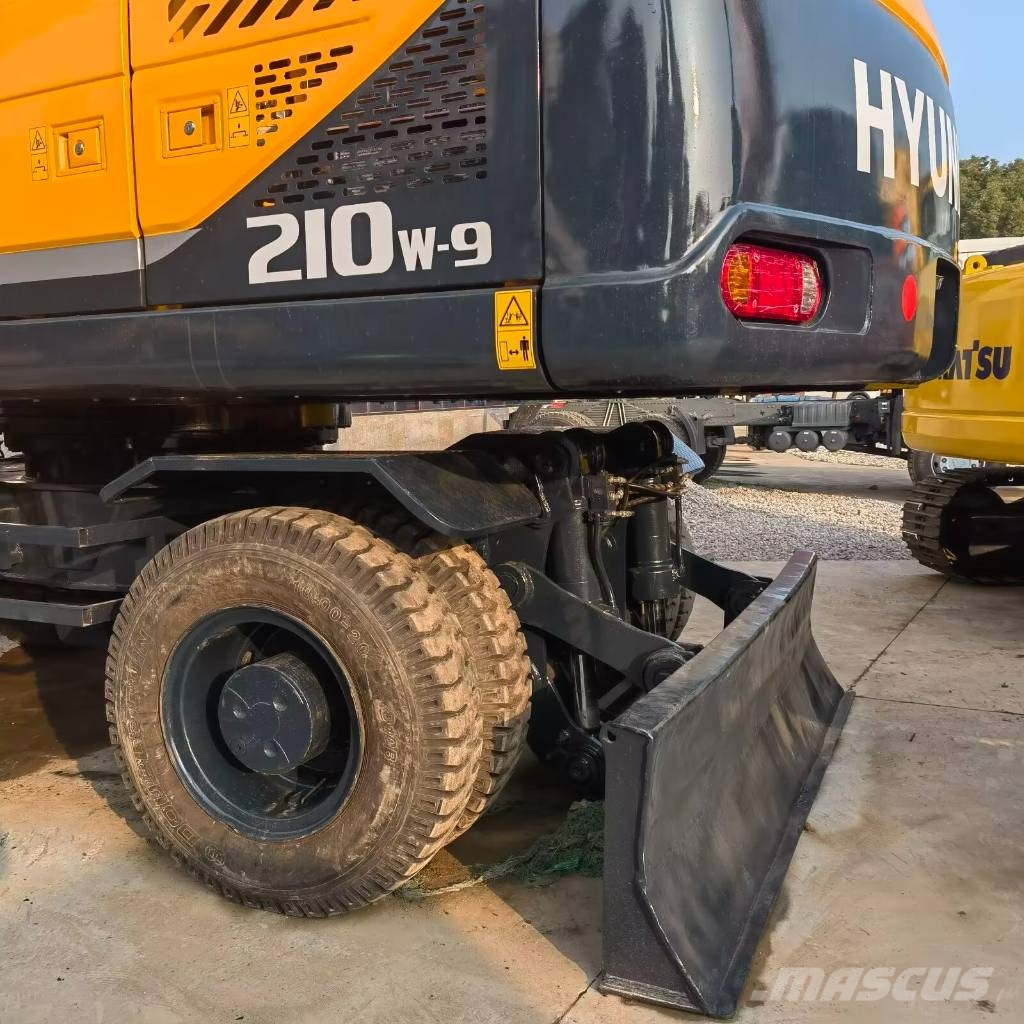 Hyundai 210W-9 made in Korea Wielgraafmachines