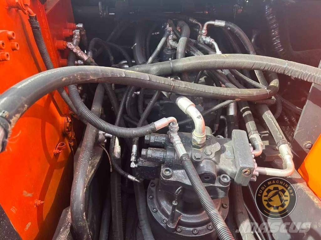 Doosan 225 LCV Верижен екскаватор