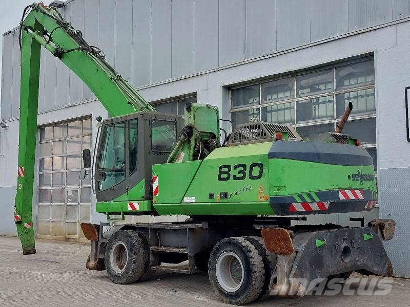 Sennebogen 830 Waste / industry handlers
