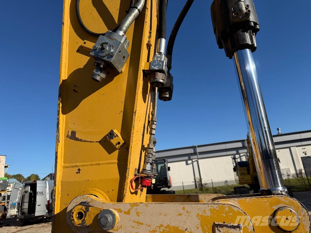 CAT M 318 D Mobilbagger