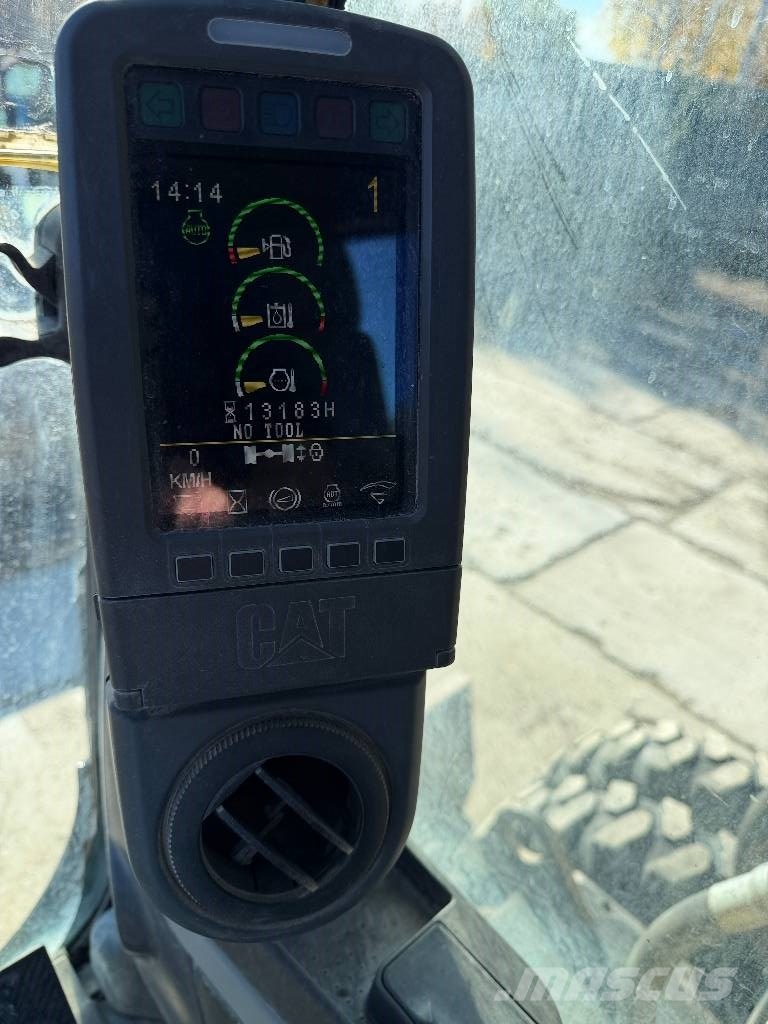CAT M 318 D Mobilbagger