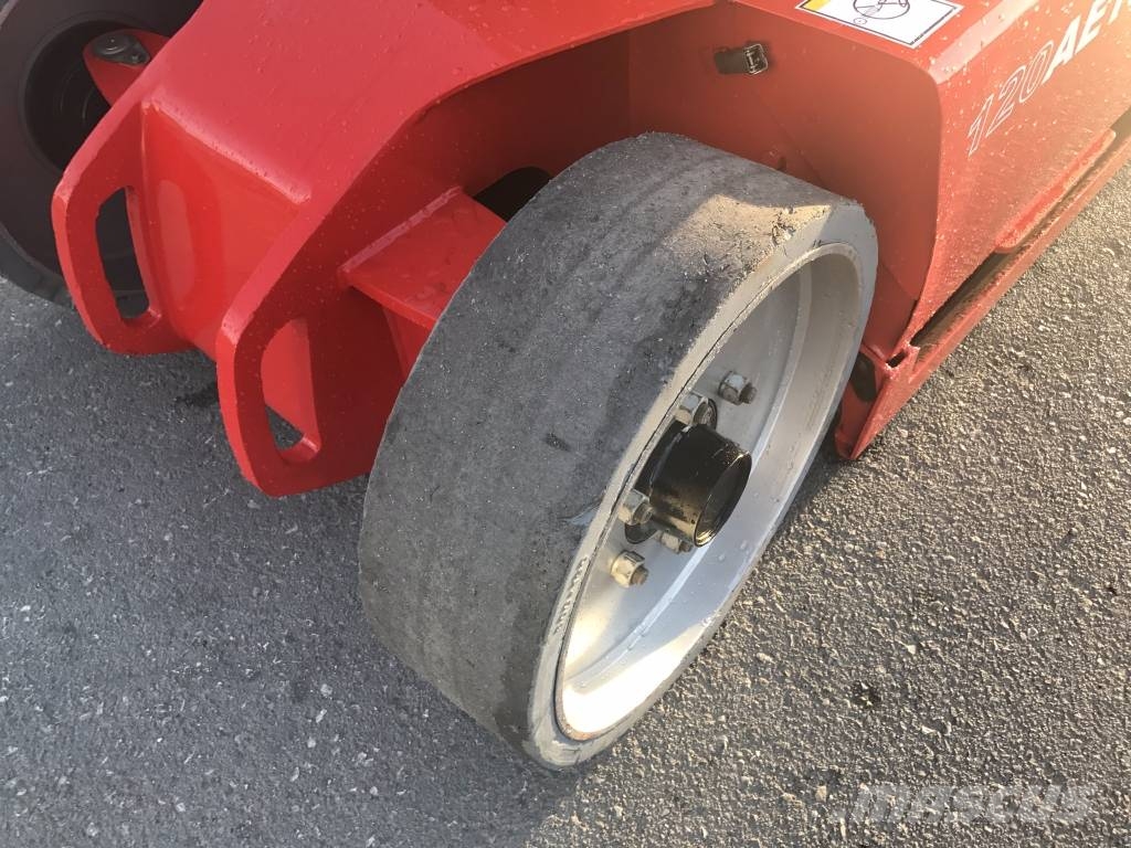 Manitou 120 AET J Knikarmhoogwerkers