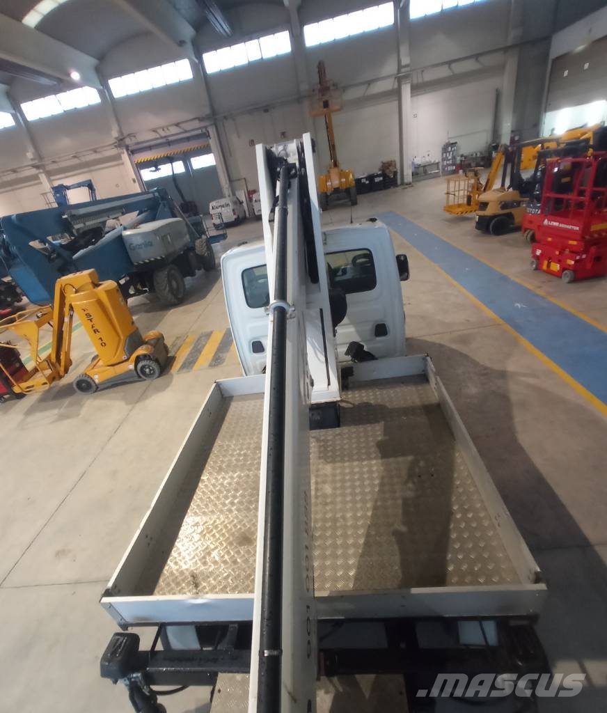 MOVEX TLR 18 Camiones plataforma