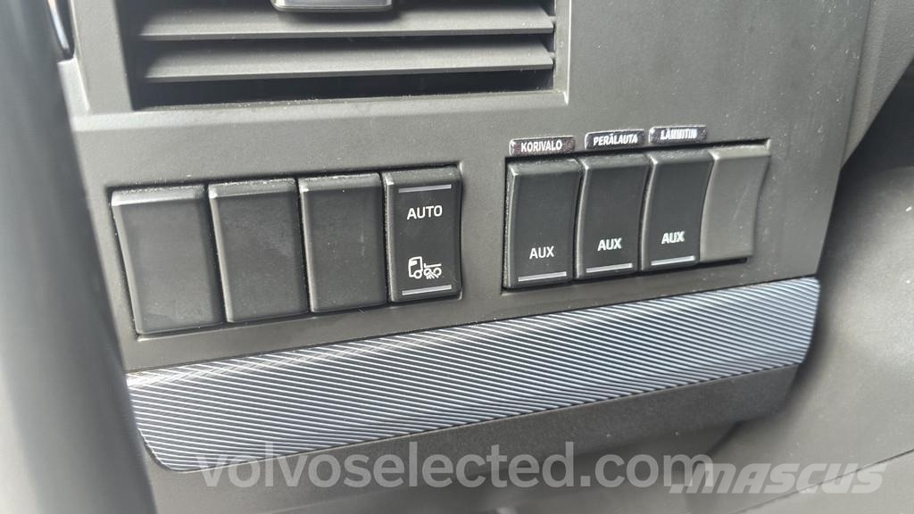 Volvo FH شاحنات قابلة للفك