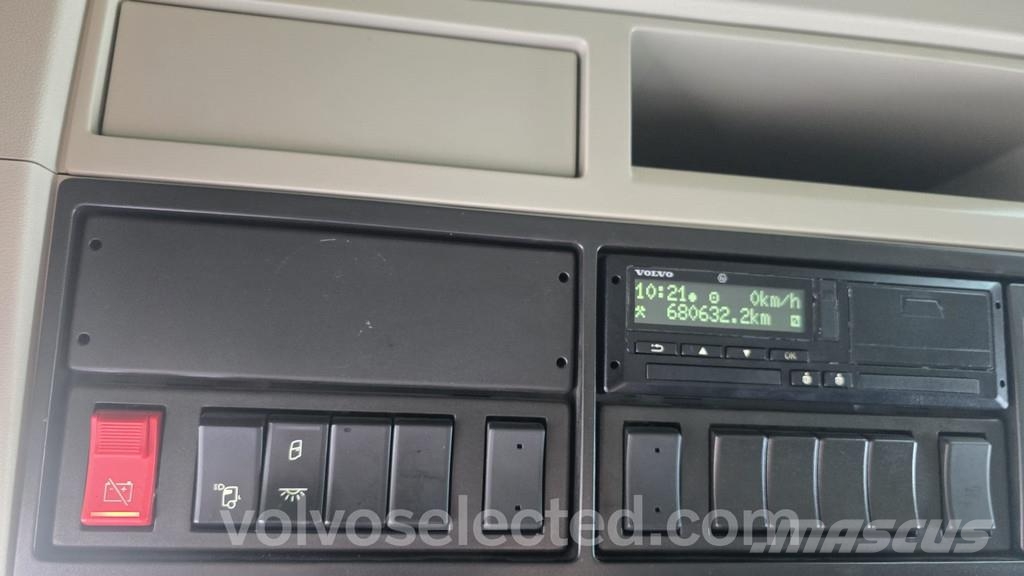 Volvo FH شاحنات قابلة للفك