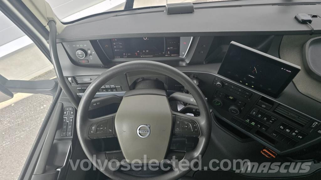 Volvo FH شاحنات قابلة للفك