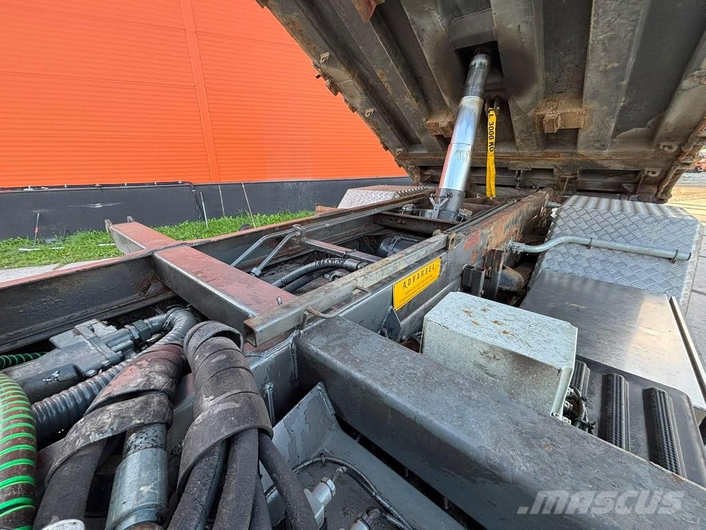 Volvo FM 12 340 4x4 BOX L=4286 mm Tipper trucks