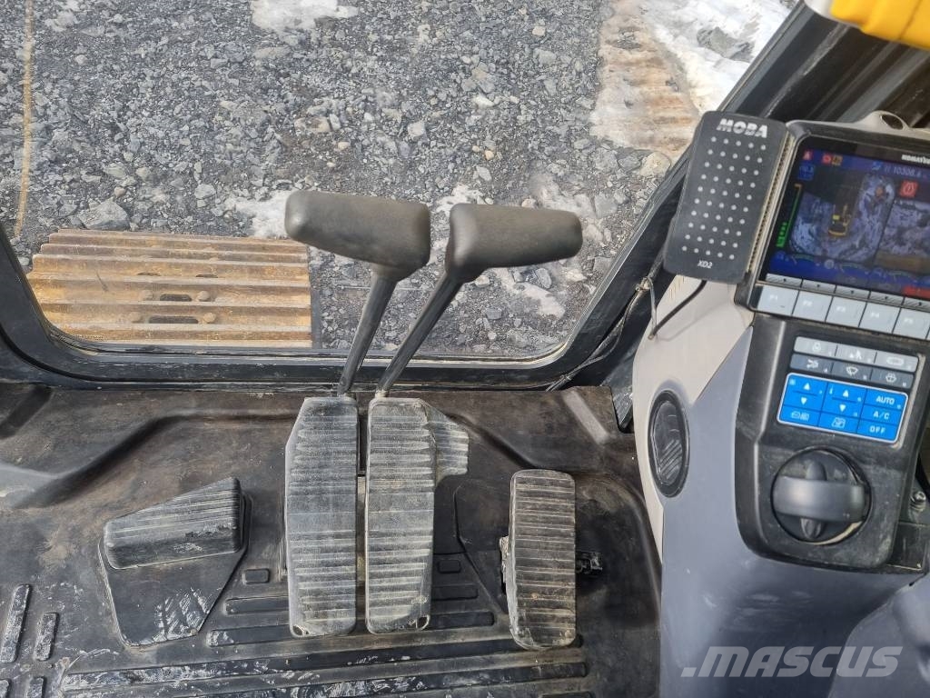 Komatsu HB 365 LC-3 Hybrid med grävsystem Paletli ekskavatörler