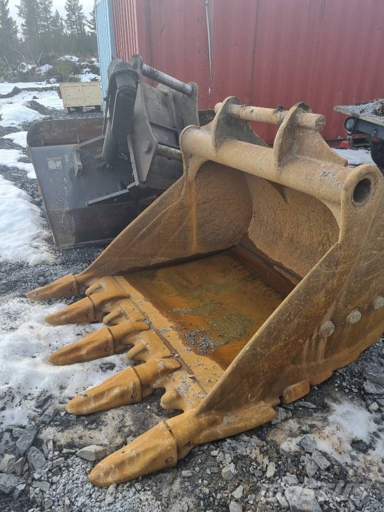Komatsu HB 365 LC-3 Hybrid med grävsystem Paletli ekskavatörler